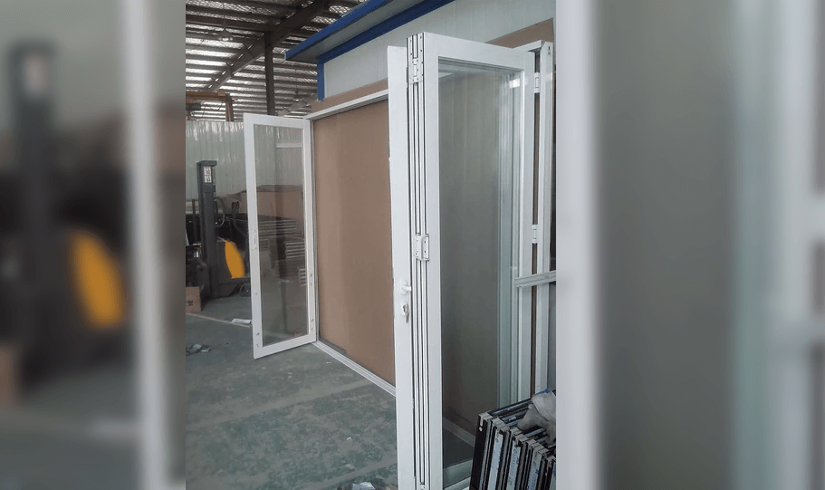 Aluminium Double Glazed Bi Fold Doors 09